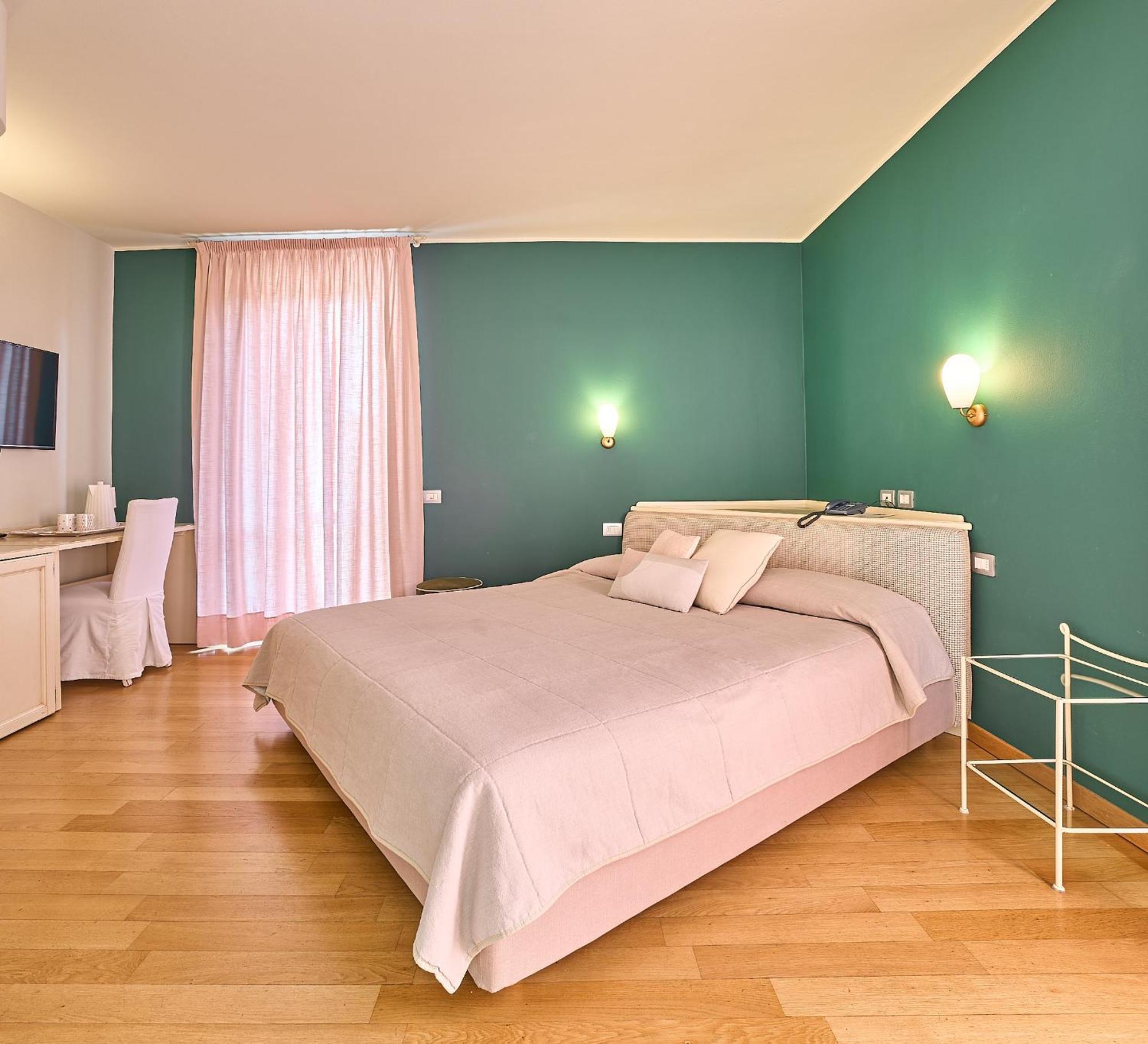 Belvedere Hotel